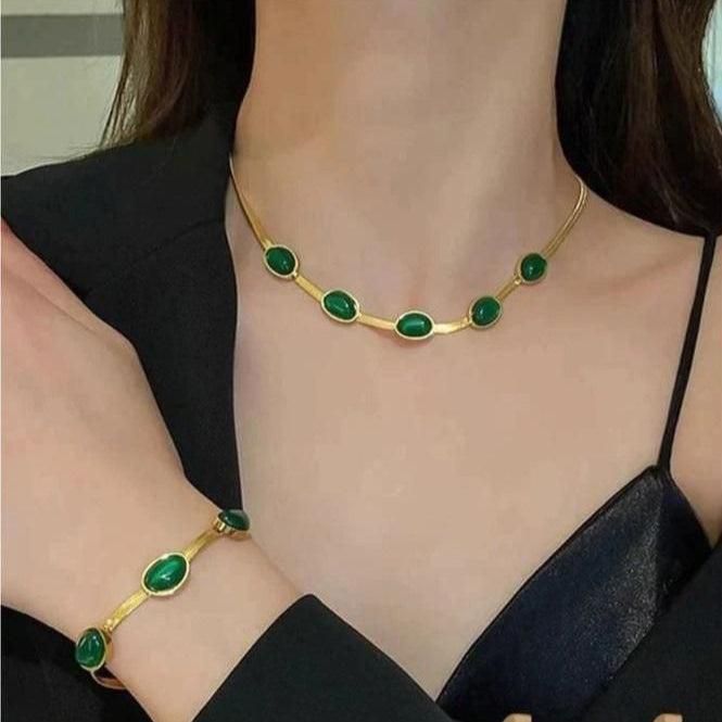 Oval Green Crystal Pendant Necklace Set With Bracelet